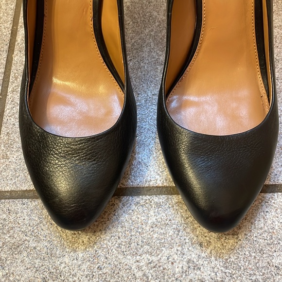 BANANA REPUBLIC UEC Women’s Size 9 Black Leather Heel Platform Pumps Round Toe - Picture 7 of 17